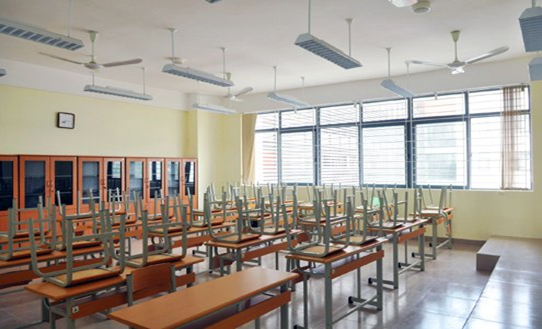 b&agrave;n ghế học sinh trường học ti&ecirc;u chuẩn