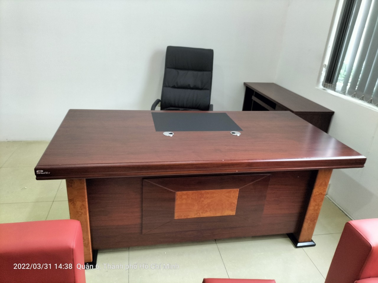 Bàn giám đốc sơn PU DT1680H37
